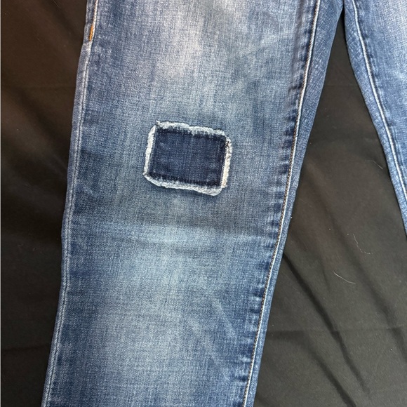 Stylish Blue Denim Jeans with Patchwork - Picture 2 of 10
